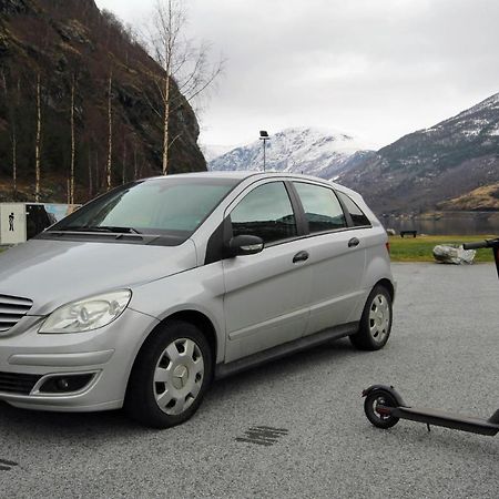 Spacious Two Bedroom Basement Apartment Flåm Екстериор снимка