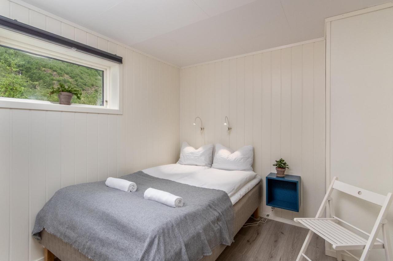 Spacious Two Bedroom Basement Apartment Flåm Екстериор снимка